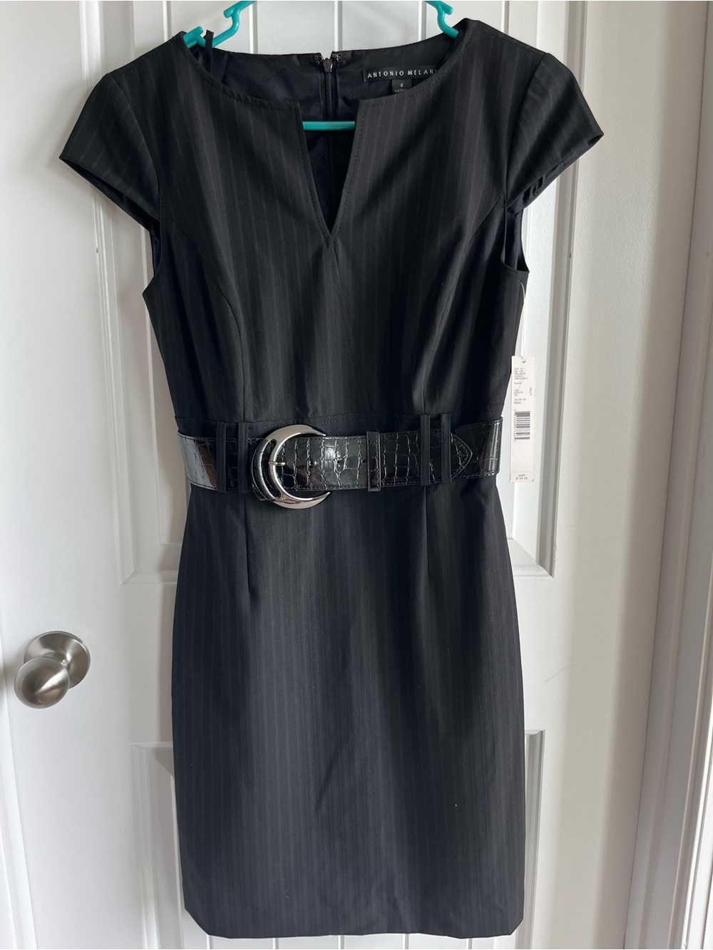 NWT ANTONIO MELANI Black Cap-Sleeve Sheath Dress with Croc-Embossed Belt size 2